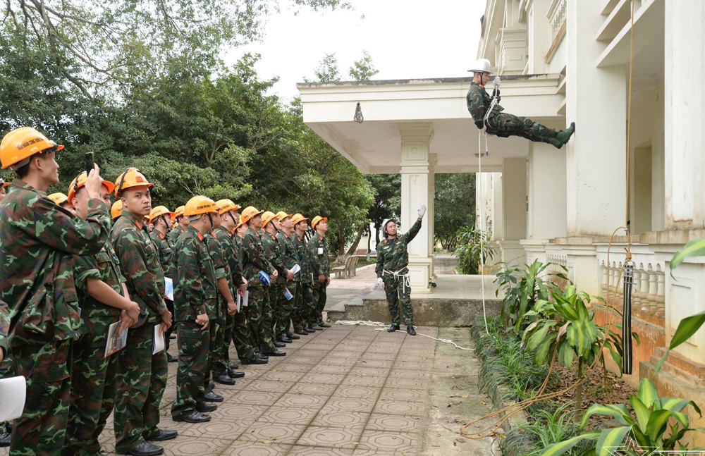 Sẵn sàng ứng phó với thiên tai trong điều kiện biến đổi khí hậu, diễn biến thời tiết khó lường